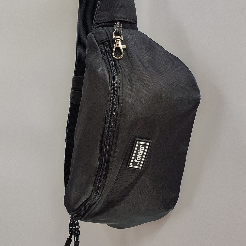 Foldie NWT Fanny Pack RFID Safe Safety Travel Bum Belt Bag Dark Gray